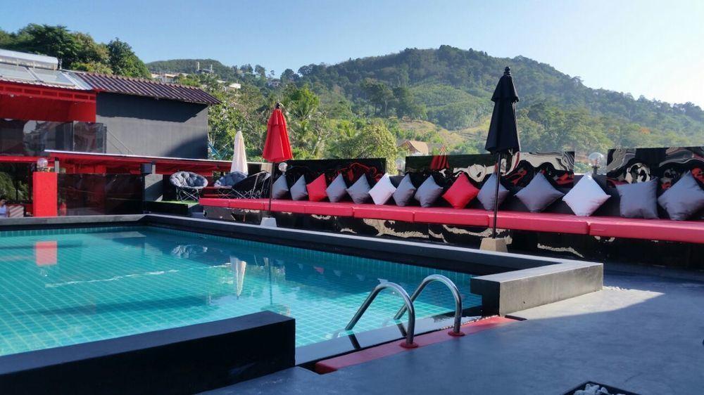Sharaya Patong Hotel Екстер'єр фото