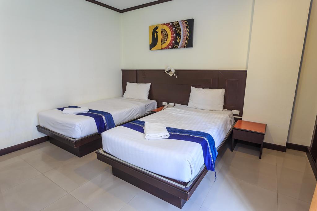 Sharaya Patong Hotel Екстер'єр фото