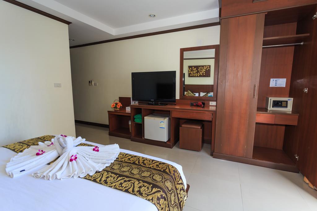 Sharaya Patong Hotel Екстер'єр фото