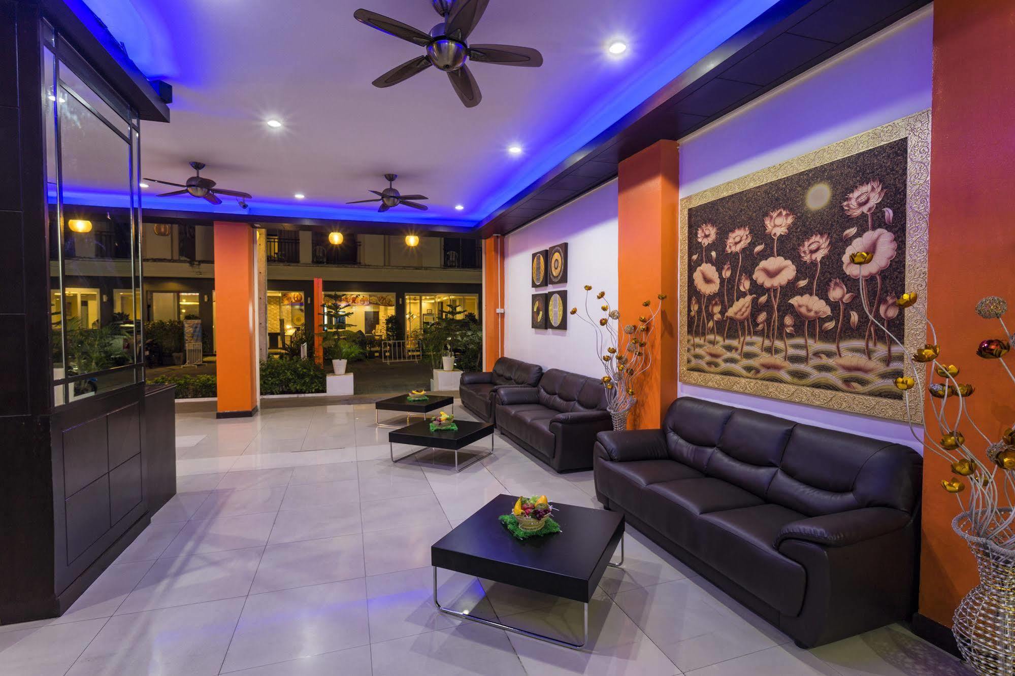 Sharaya Patong Hotel Екстер'єр фото